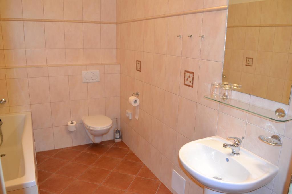 Penzion Nad Oborou Hradec Kralove Room photo